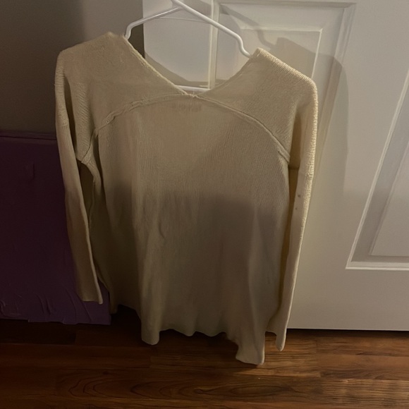 Cream sweater - Picture 5 of 5